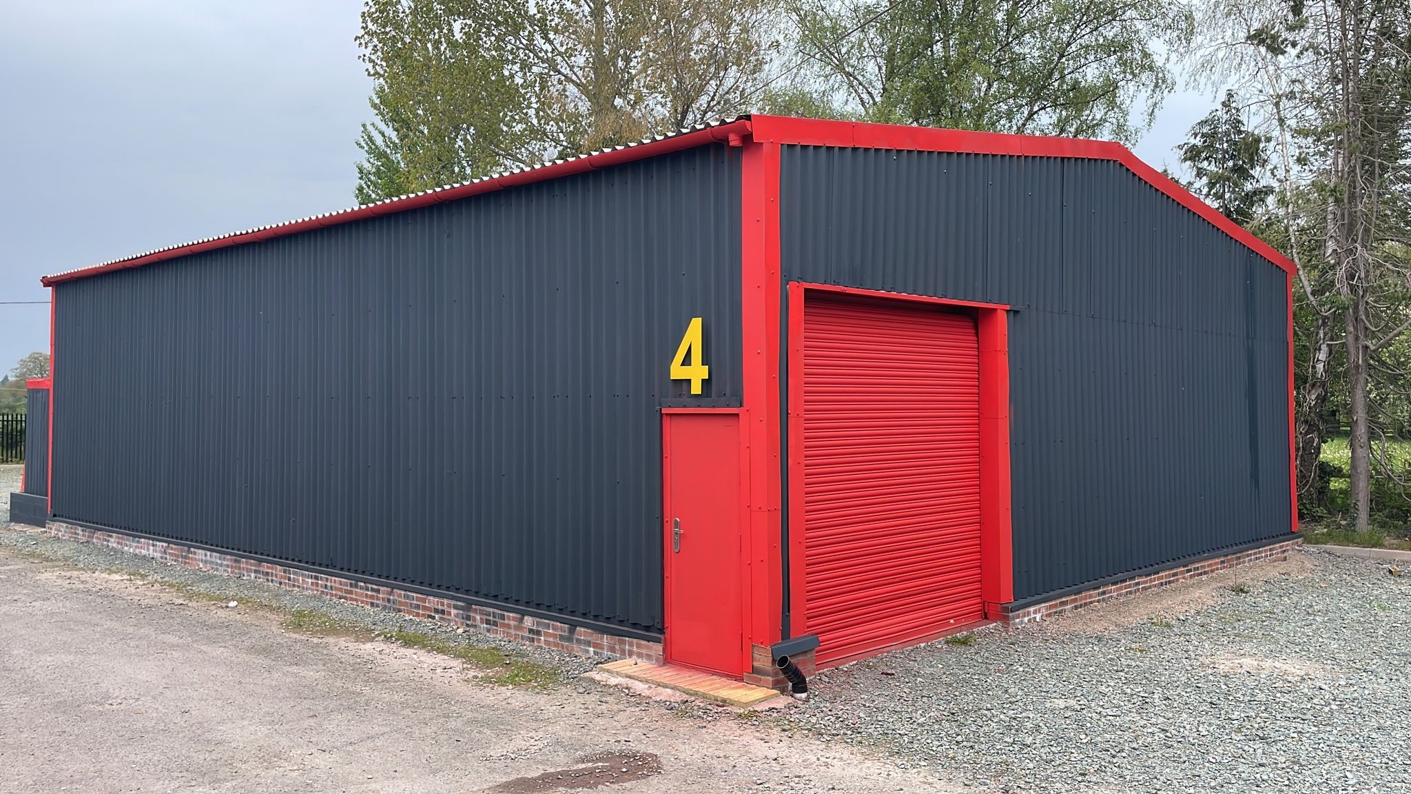 Industrial in Pentre